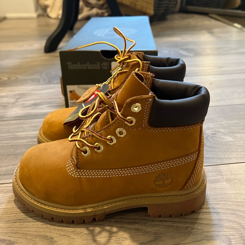 Timberland wheat boots kids size 13